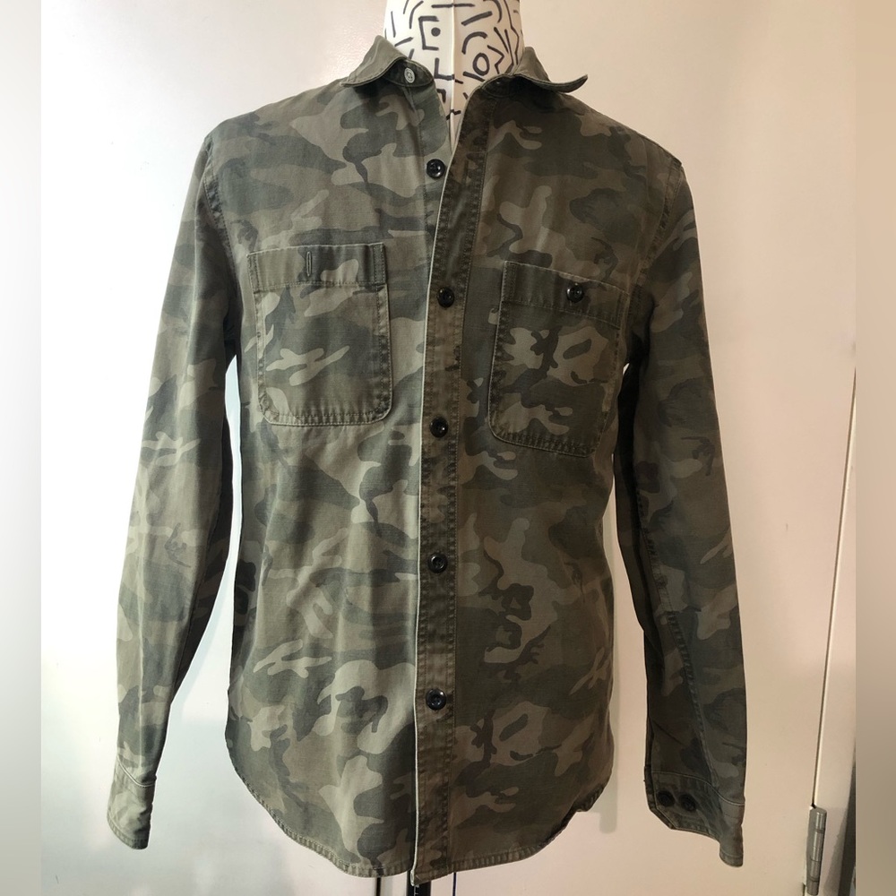 All Sons Men’s Camouflage Utility Button-Up Shirt Small